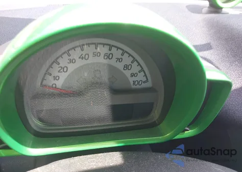 2014 Smart Fortwo Electric Drive Passion z USA, uszkodzony, nr VIN WMEEK9AA6EK783768